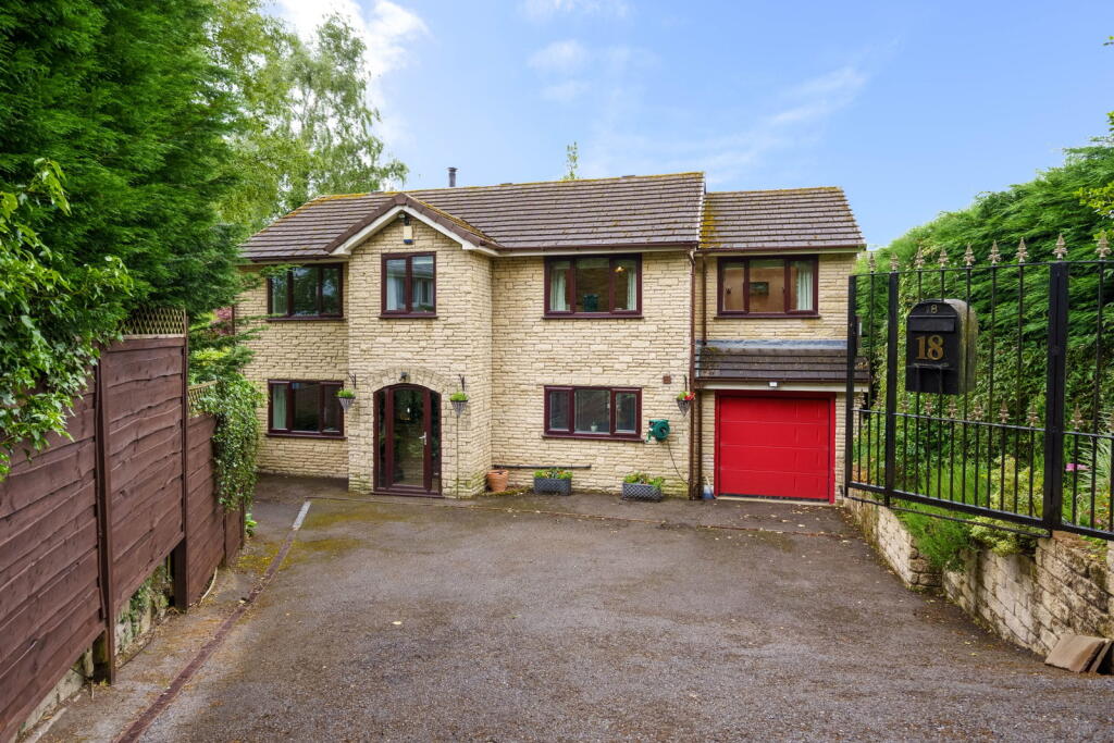 Main image of property: Cowbrook Avenue, Glossop, SK13 8QT