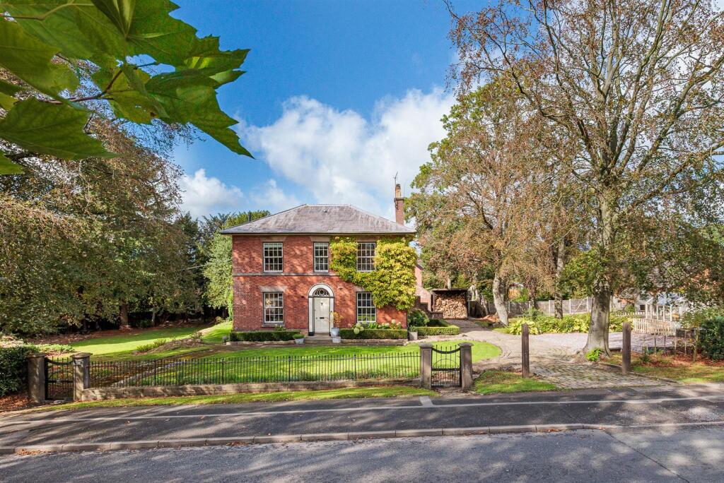 Main image of property: Buxton Road, Leek