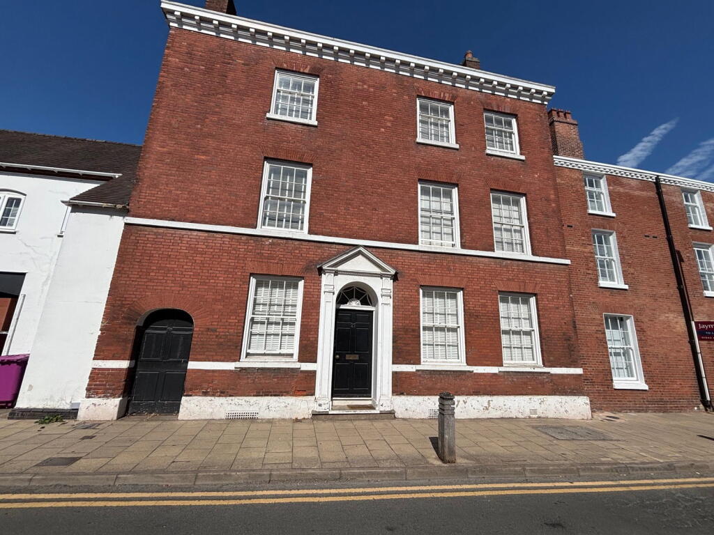 Main image of property: 21 Lombard Street, Lichfield, WS13 6DP