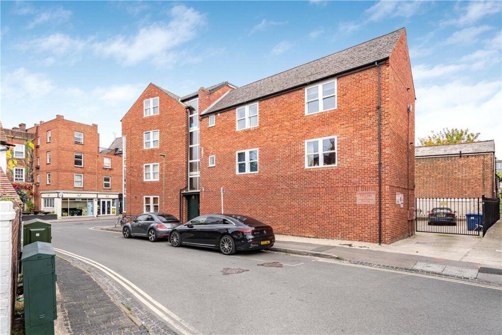 Main image of property: St. Clements Street, Oxford, Oxfordshire, OX4
