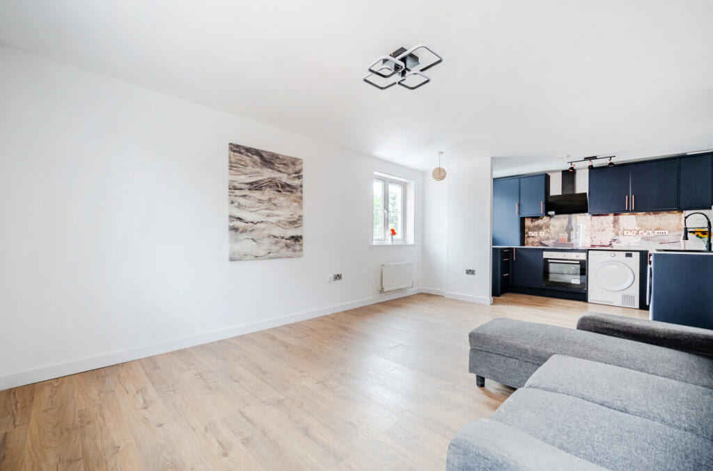 Main image of property: Craigbank Court, Fareham, Hampshire, PO14