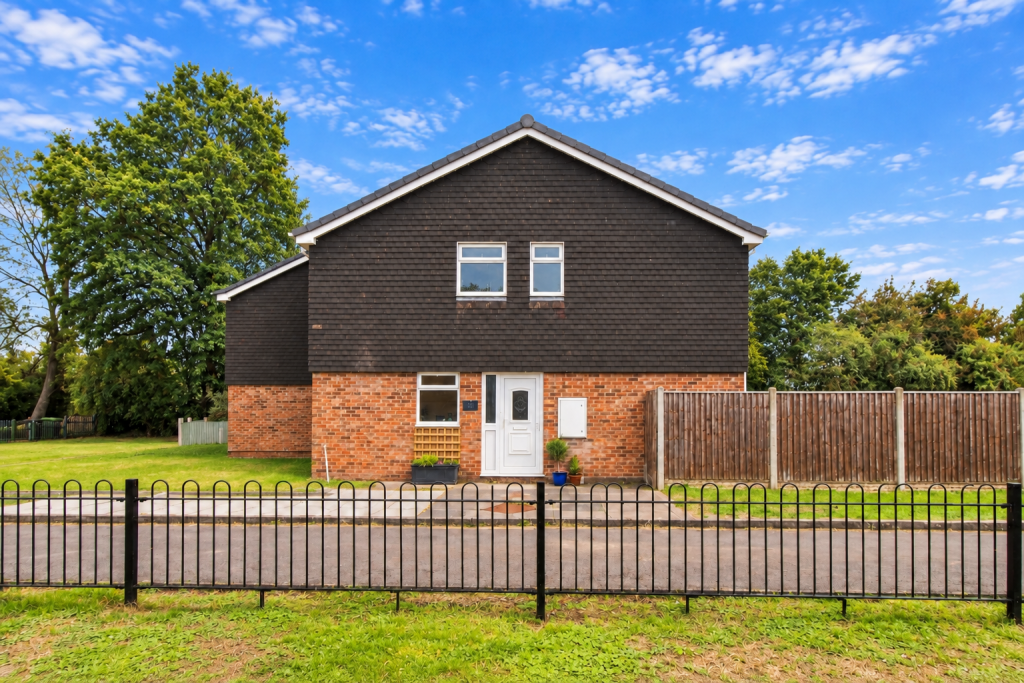 Main image of property: Buckingham Close, Malvern, WR14