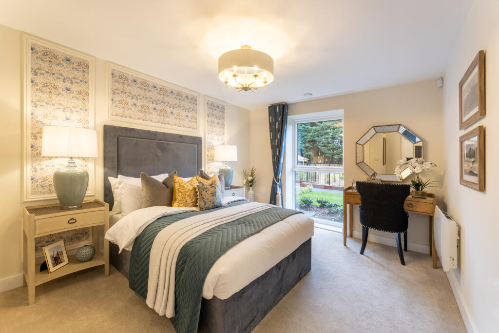 Main image of property: Romeo Place,
Alcester Road,
Stratford-Upon-Avon,
Warwickshire,
CV37 9WF
