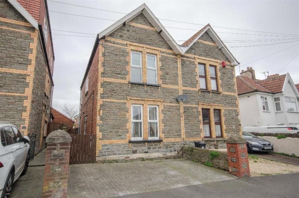 Main image of property: Buckingham Place, Downend, Bristol, BS16
