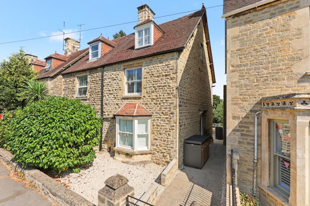 Main image of property: Mill Street Witney OX28