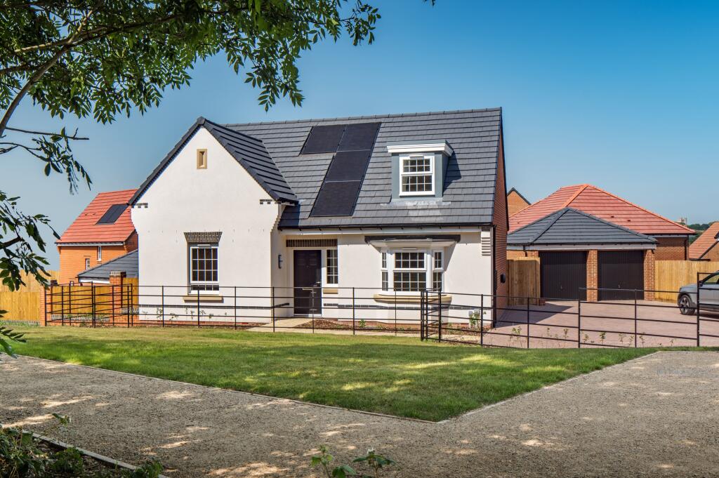 Main image of property: Bath Road,
Speen,
Berkshire,
RG141RG