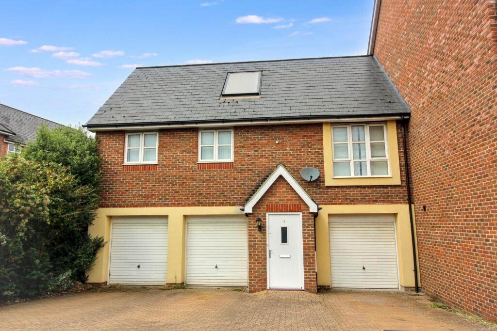 Main image of property: Poole Close, Aylesbury