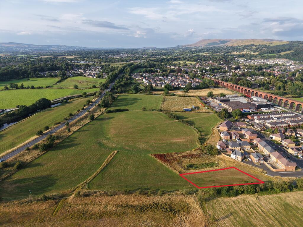 Main image of property: Spinners Vale, Billington, Lancashire