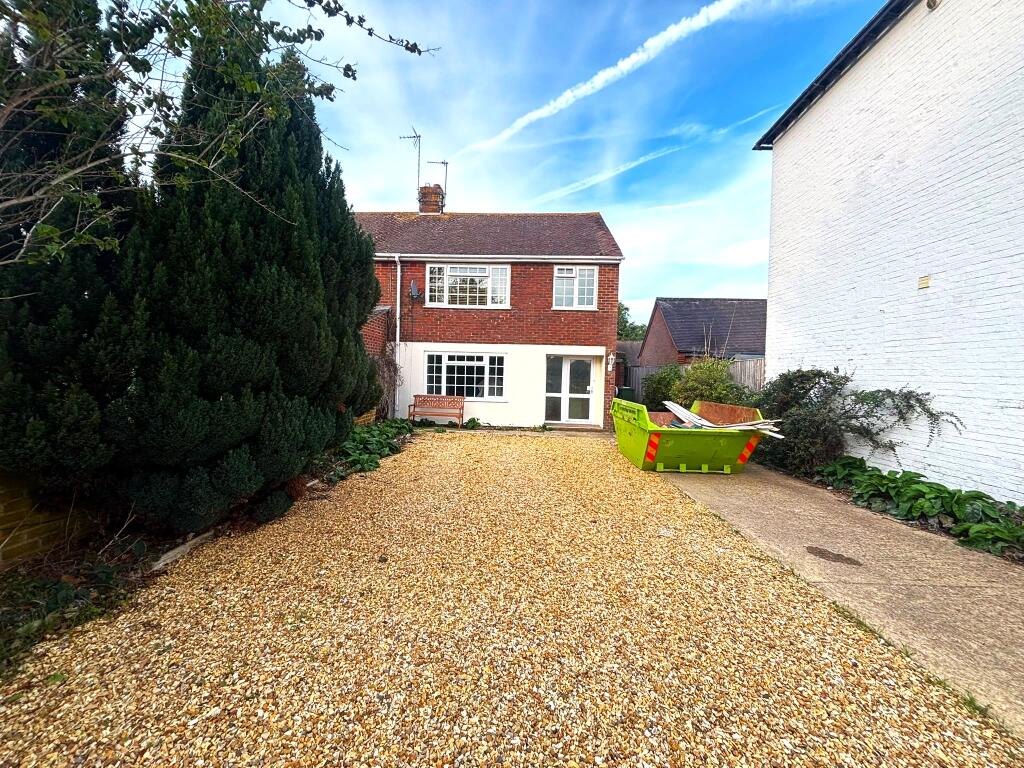 Main image of property: Southern Road , Thame