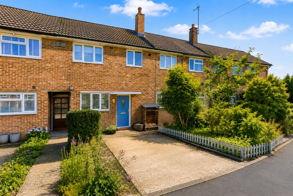 Main image of property: Lawn Avenue, Kimpton, Hitchin, Hertfordshire, SG4
