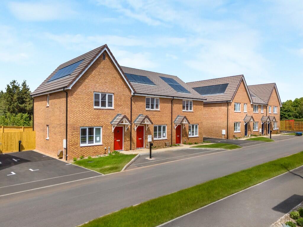 Main image of property: Newcourt Edge, 
Exeter, 
EX2 7RX
