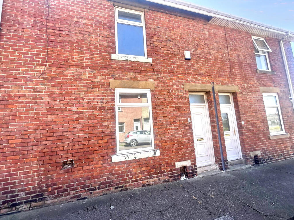 Main image of property: Dale Street, North Blyth , Blyth, Northumberland, NE24 1SB