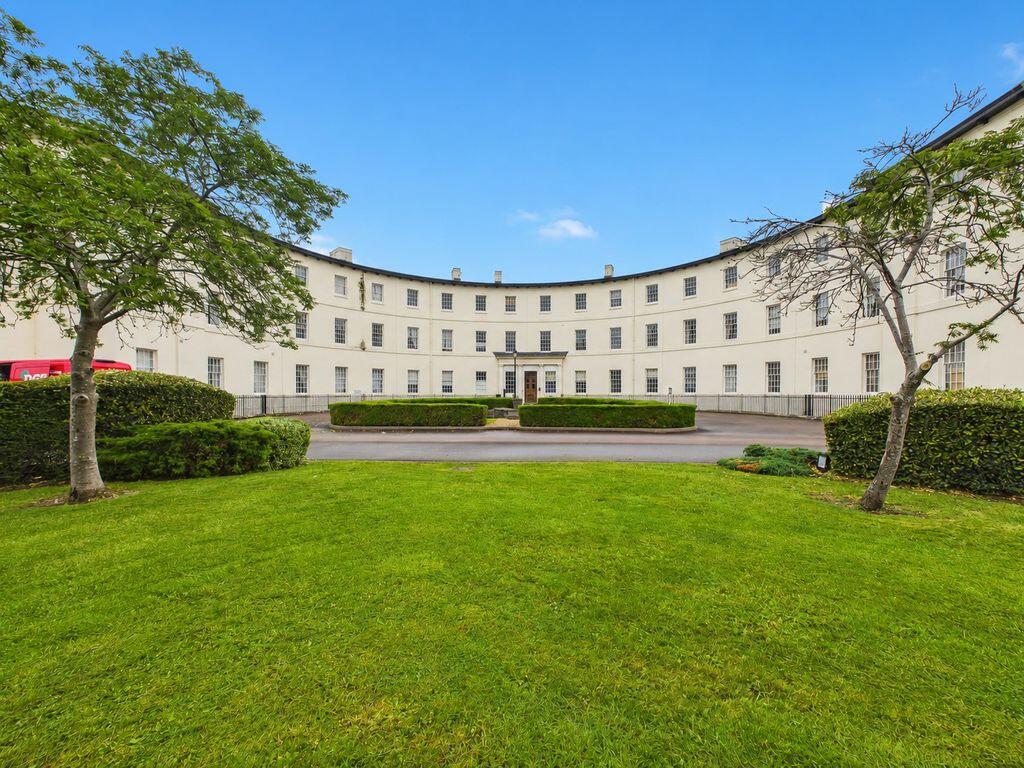 Main image of property: The Crescent, Gloucester