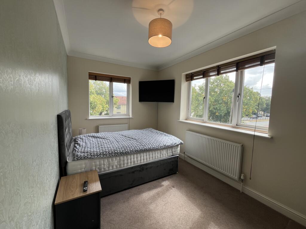 Main image of property: Room To Rent, Sandford Road, Balby, DN4 8EU