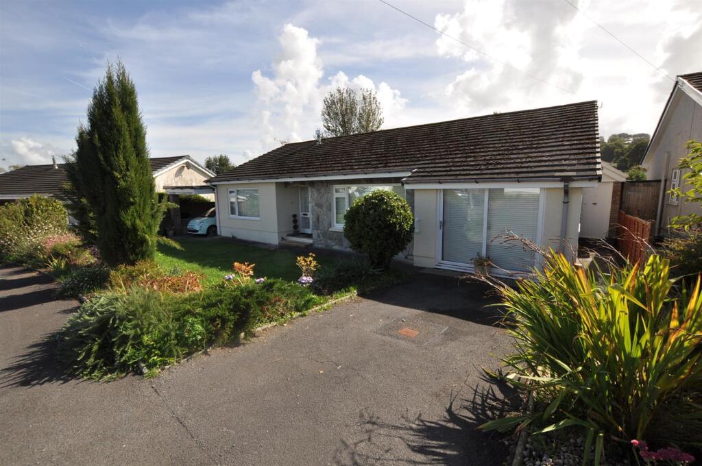 Main image of property: Llysmorfa, Carmarthen