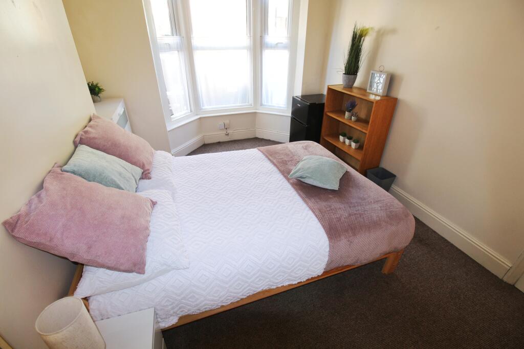 Main image of property: 57 Hewson Road, Lincoln, Lincolnshire, LN1 1RZ, United Kingdom