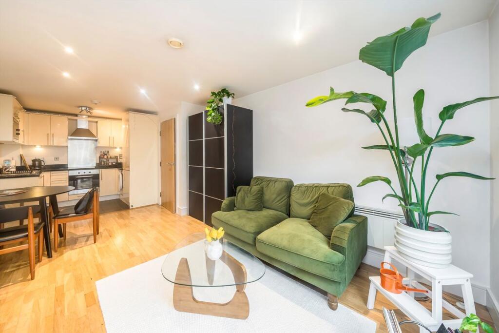Main image of property: Cheshire Street, Shoreditch