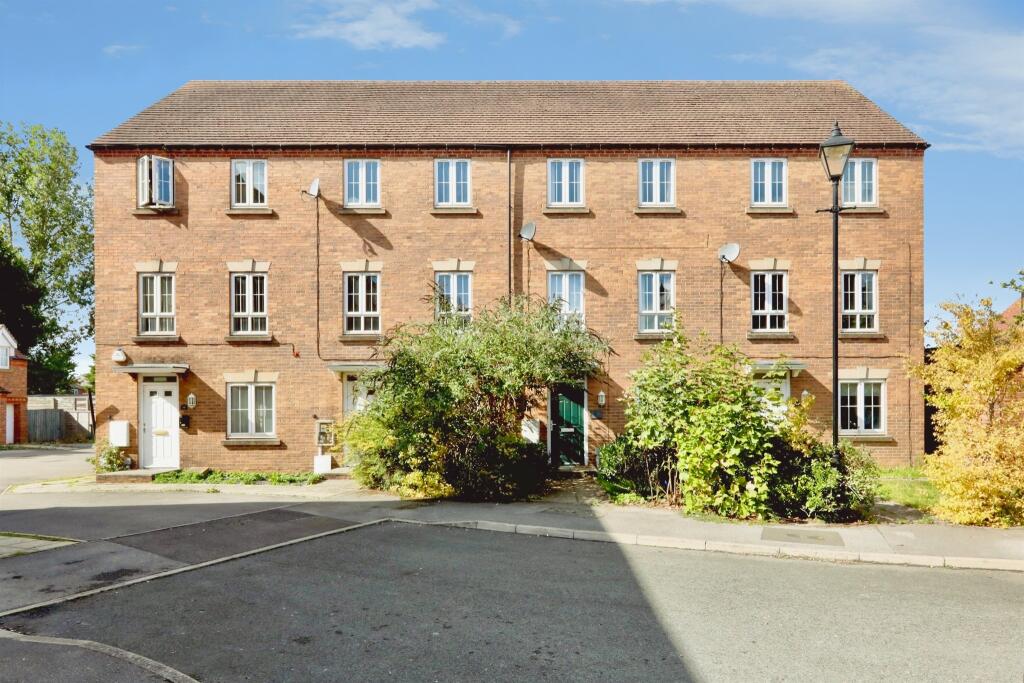 Main image of property: Denbigh Avenue, Worksop