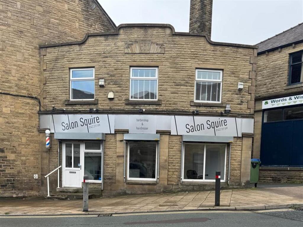 Main image of property: Vacant Unit, West Yorkshire