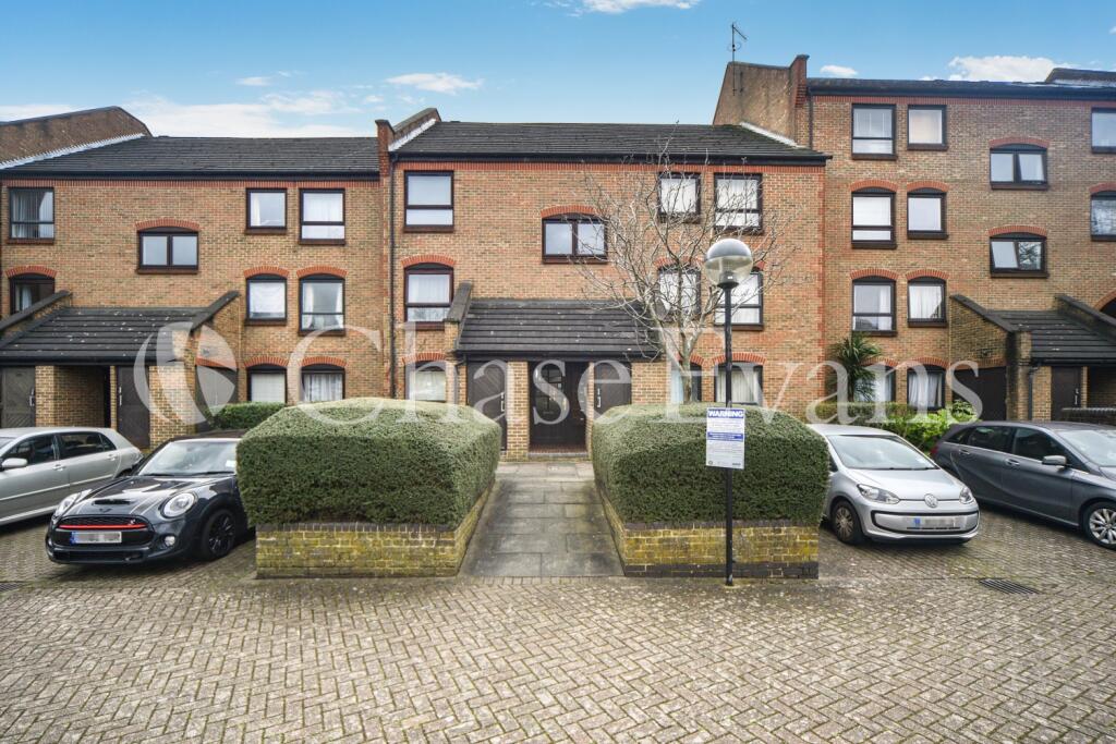 Main image of property: Horseshoe Close, Isle Of Dogs, London, E14