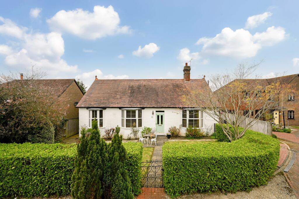 Main image of property: High Street, Tenterden, Kent, TN30