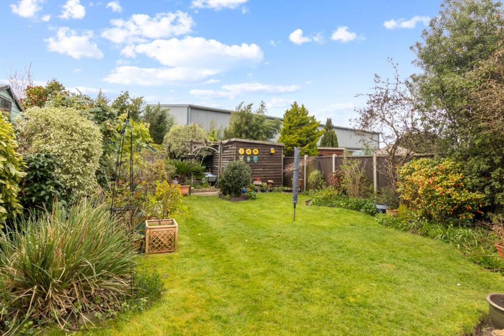Main image of property: The Causeway, Petersfield, GU31 4JT