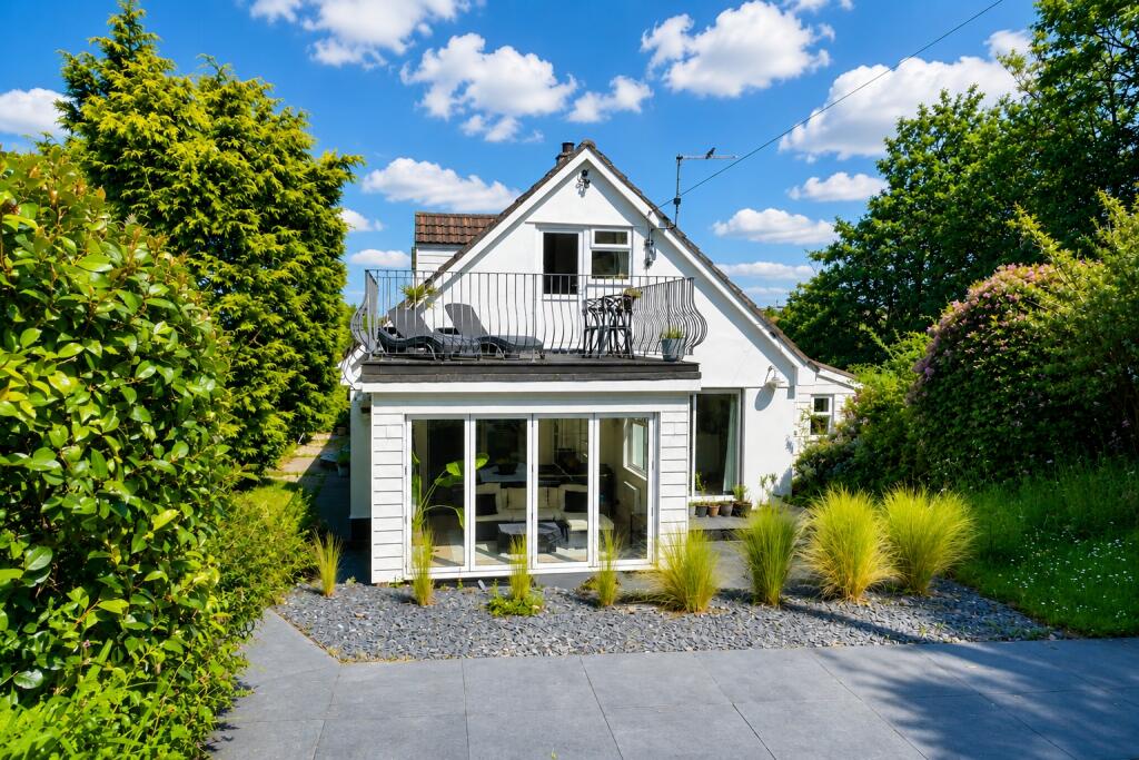 Main image of property: Skyber, St. Issey, PL27