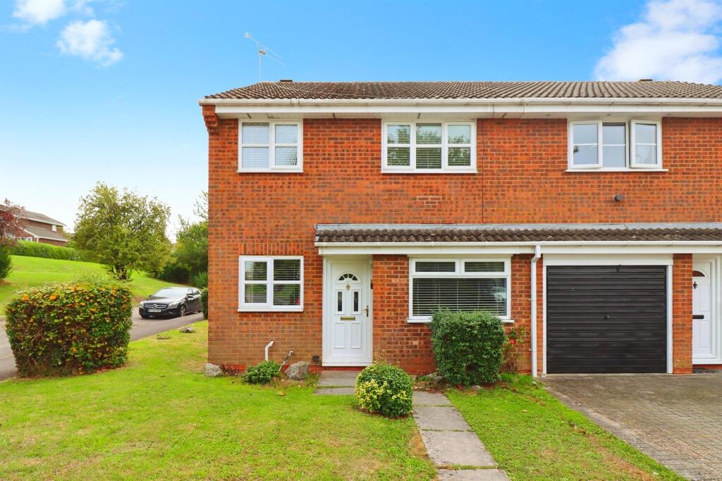 Main image of property: Slimbridge Close, Yate, Bristol