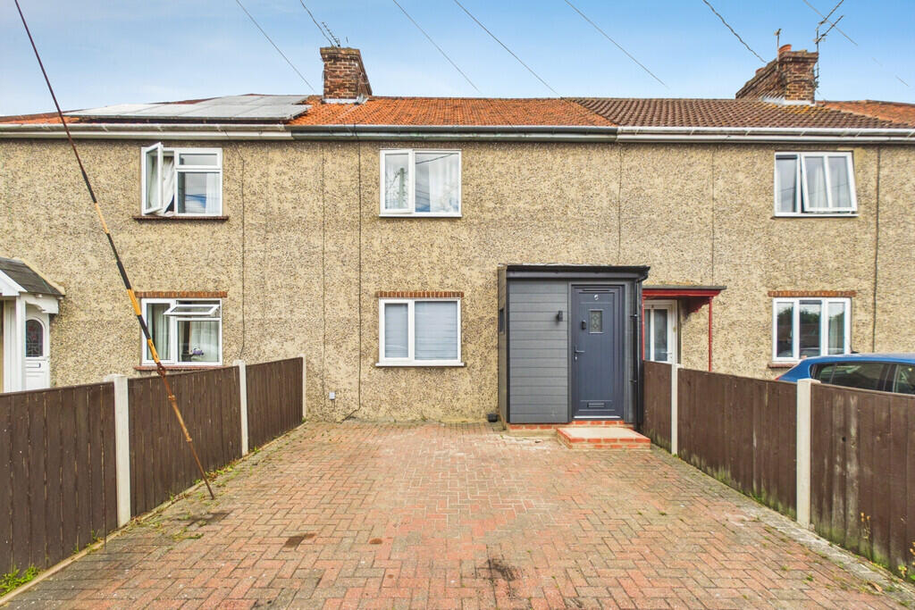 Main image of property: The Avenue, Halesworth