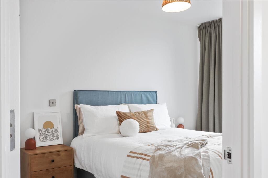 Main image of property: The Kell, Gillingham Gate Road, Gillingham, ME4 4SB