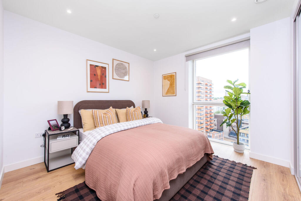 Main image of property: The Watermint, Hendon, London, NW9