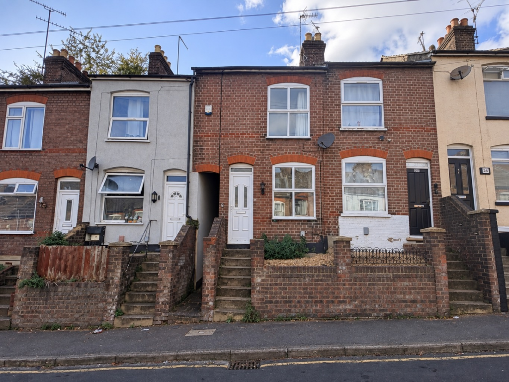 Main image of property: Winsdon Road, Luton, Bedfordshire, LU1 5JT