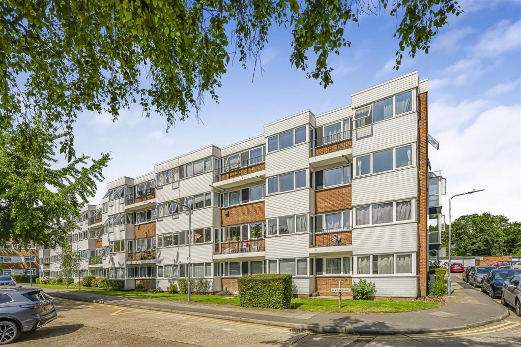 Main image of property: Bourne Court, New Wanstead, Wanstead, E11