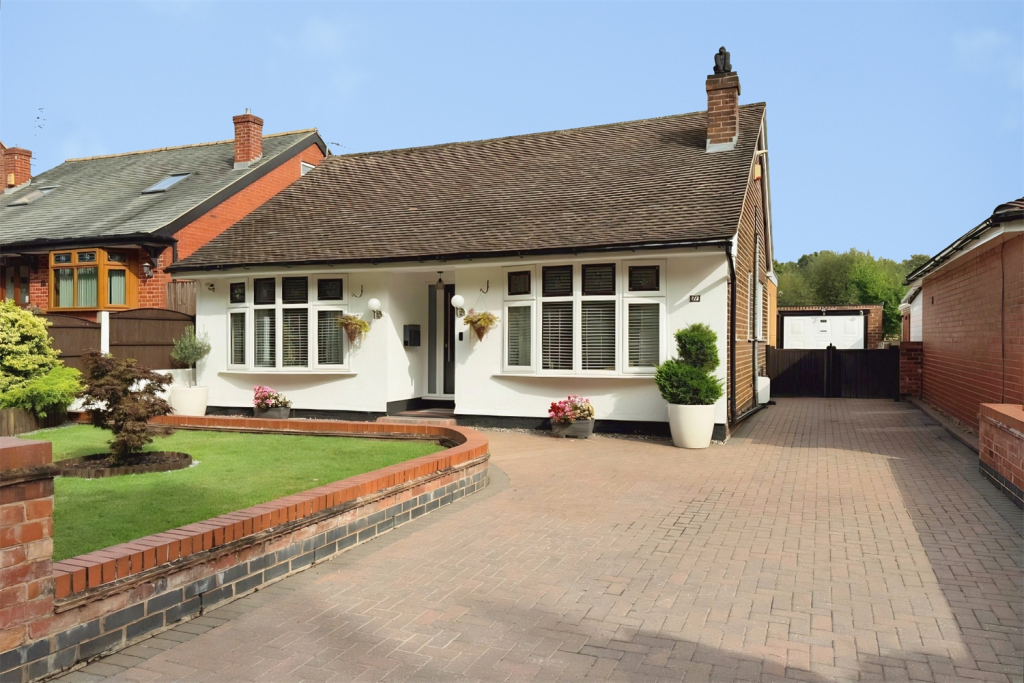 Main image of property: Nottingham Road, Trowell, NG9 3PJ