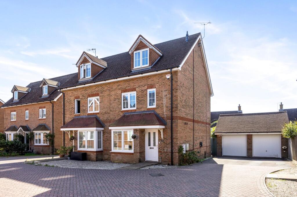 Main image of property: Elm Tree Close, Hassocks, BN6