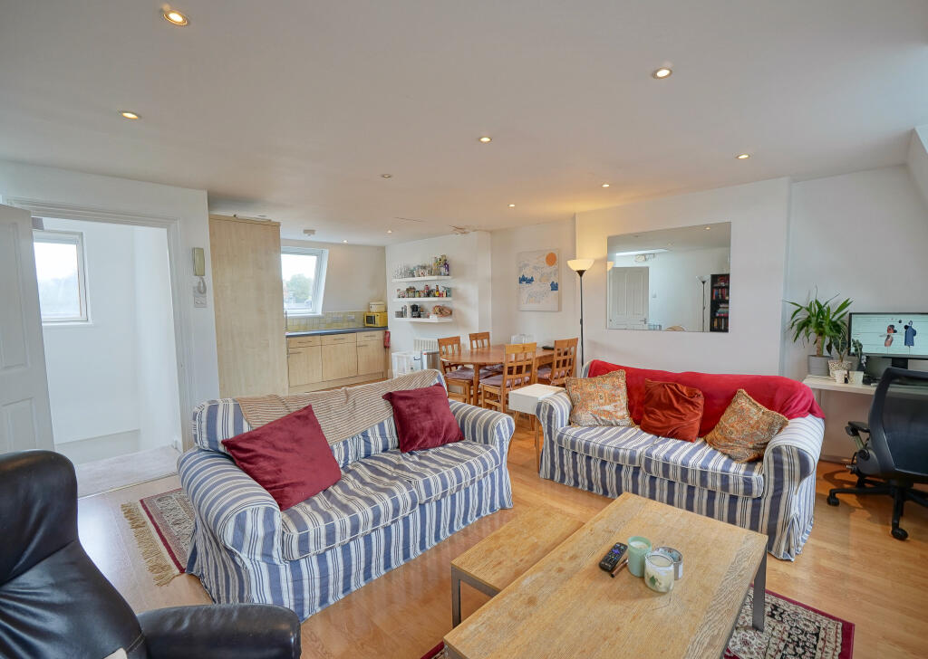 Main image of property: Englands Lane, NW3 4TG