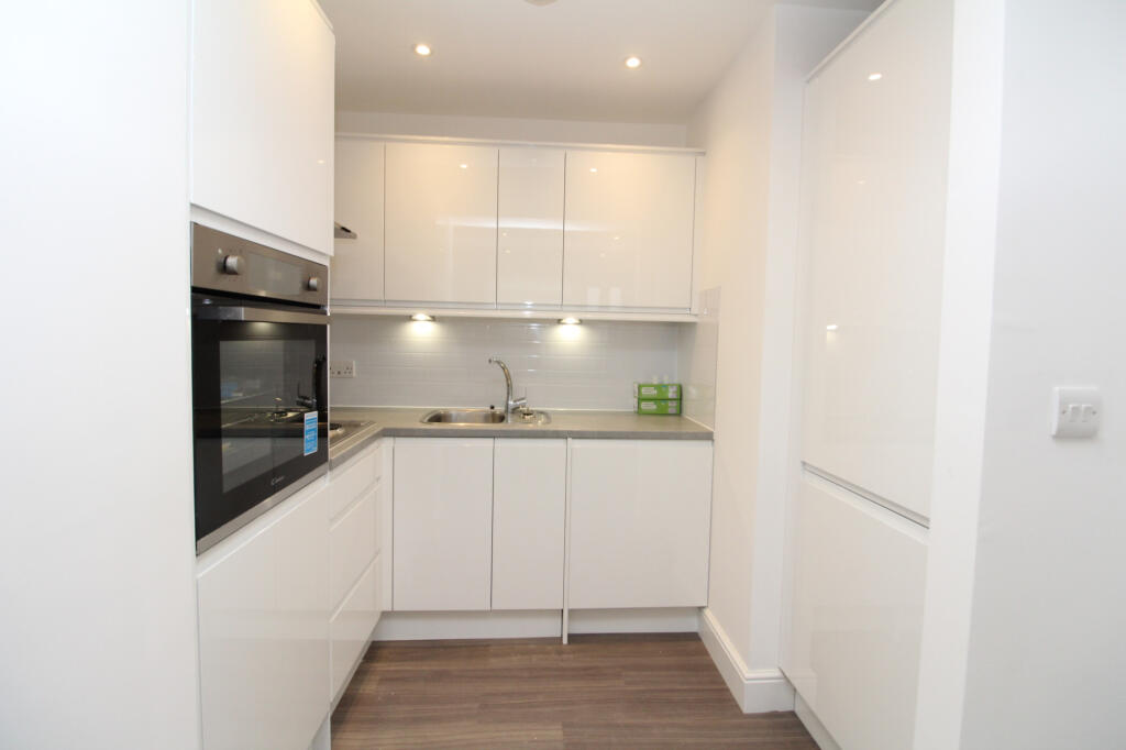 Main image of property: Amersham Vale, New Cross, SE14