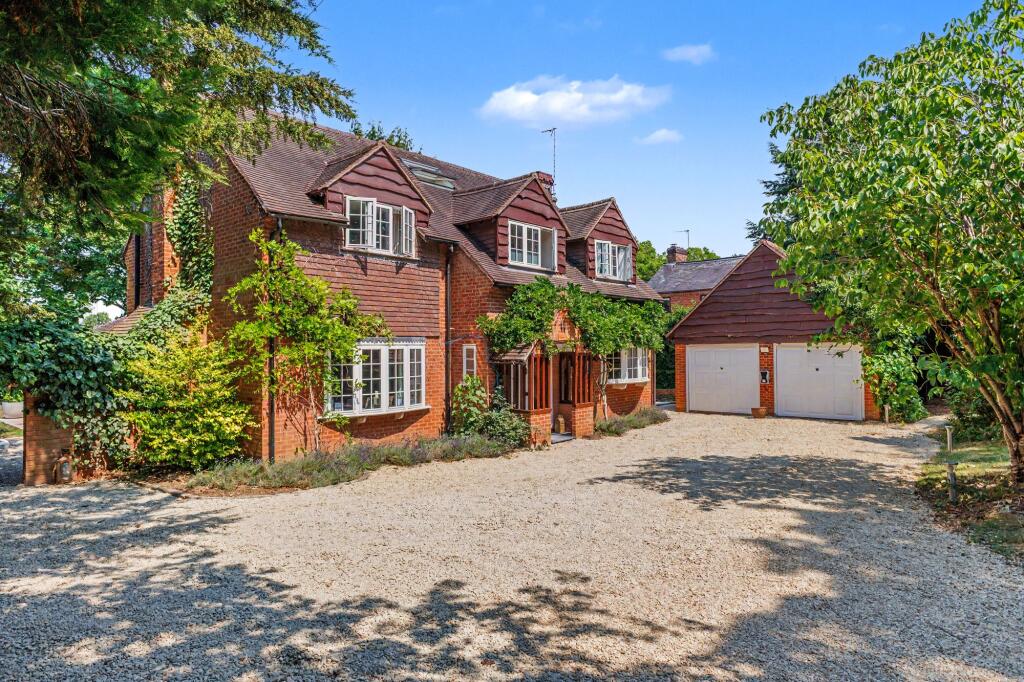 Main image of property: Stratford Road, Loxley, CV35