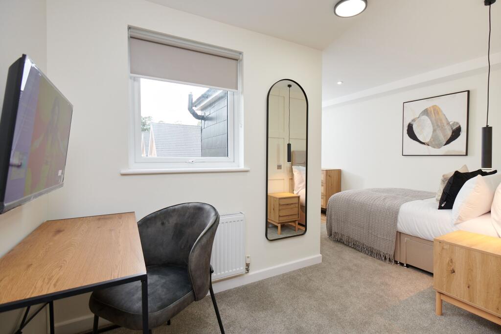 Main image of property: Room 6, Lord Haddon Road