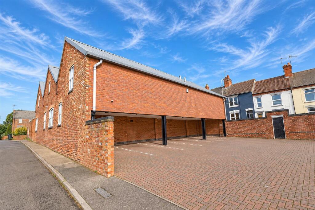 Main image of property: Warmonds Hill, Higham Ferrers, Northamptonshire, NN10