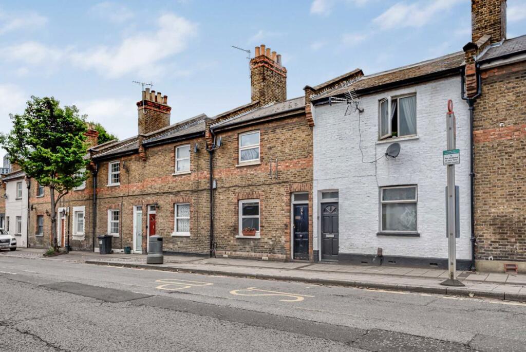 Main image of property: Old Oak Lane, Willesden Junction