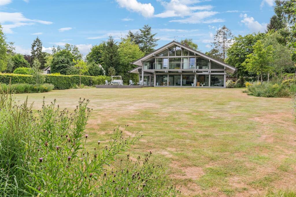 Main image of property: Frithsden Copse, Potten End, HP4