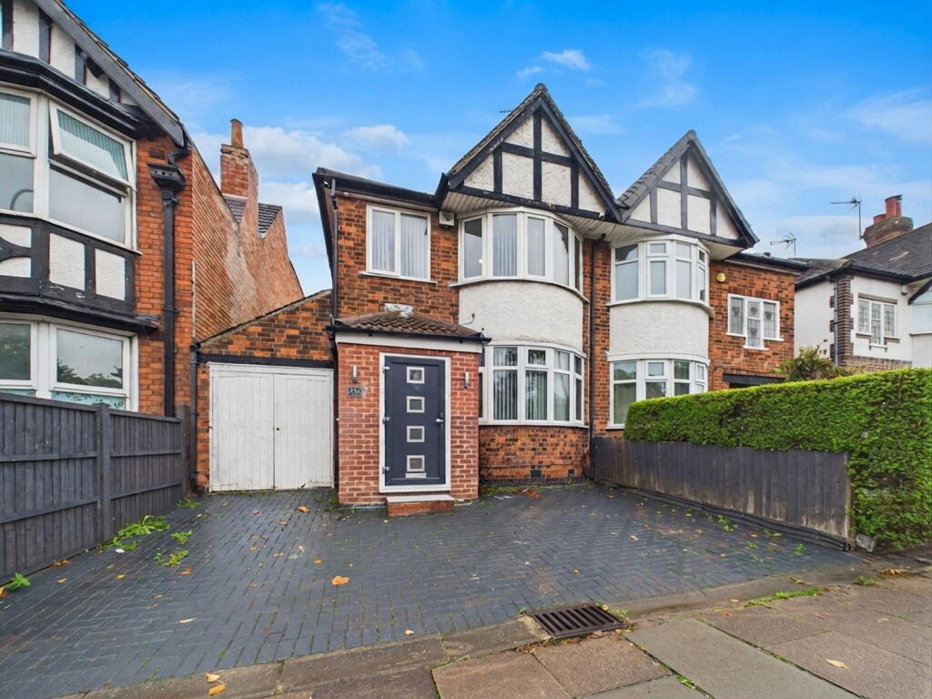 Main image of property: Narborough Road, Rowley Fields, LE3