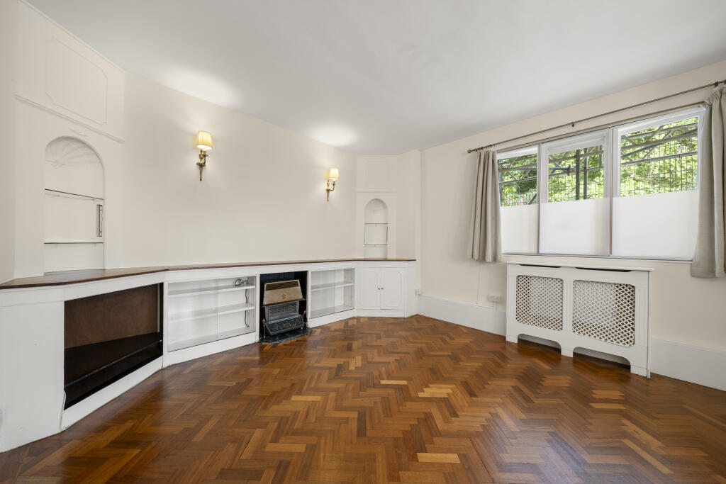 Main image of property: Hyde Park Square,London,W2