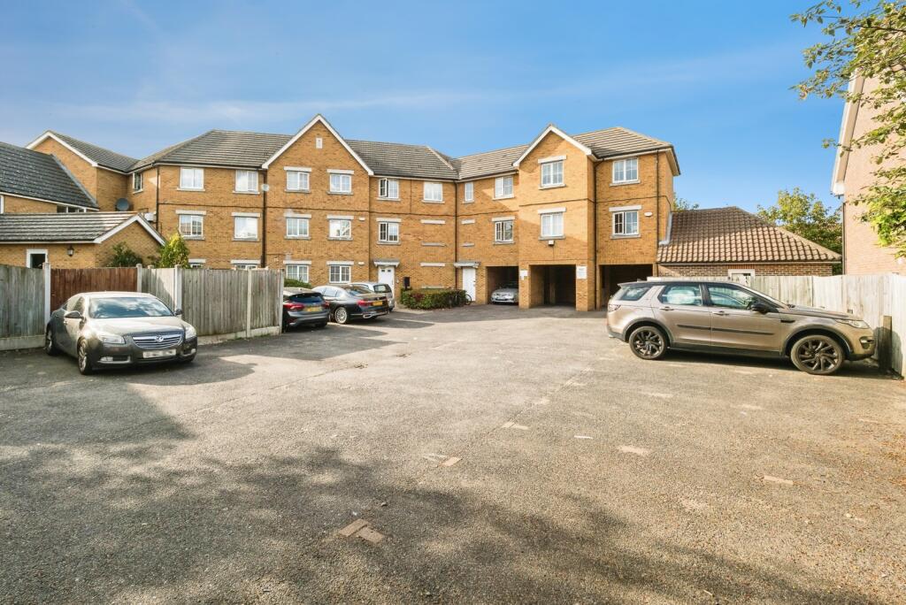 Main image of property: Parnell Close, Chafford Hundred, Grays, Essex, RM16