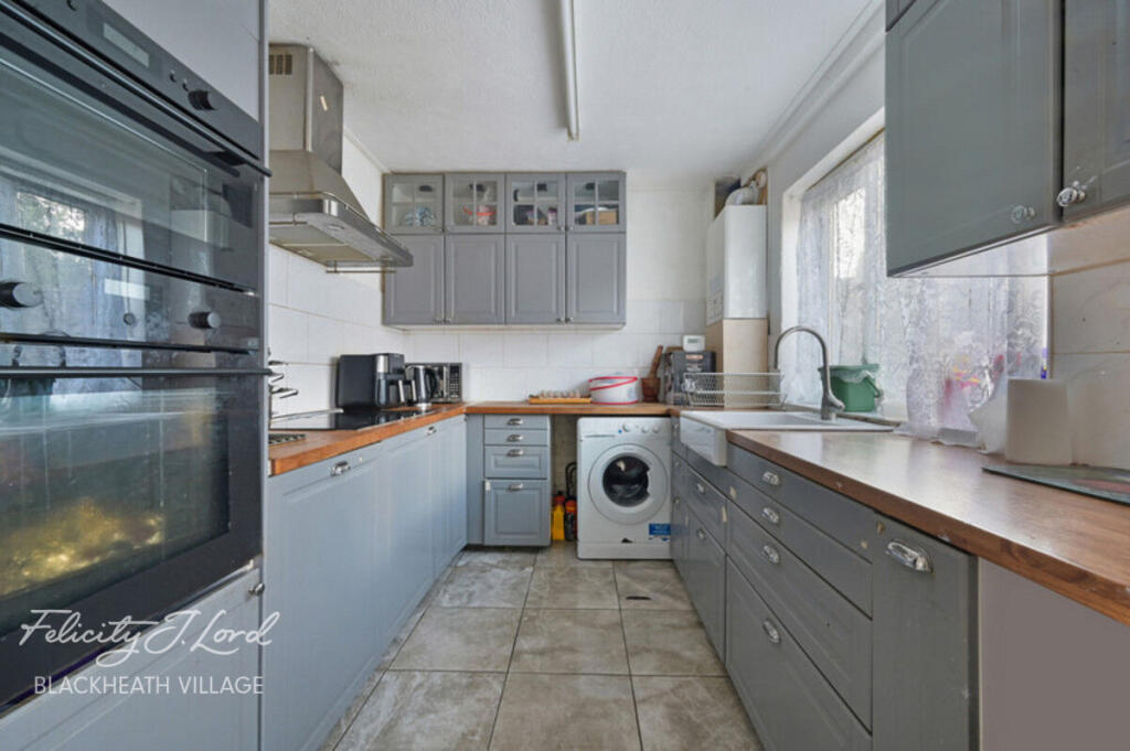 Main image of property: Eltham Green Road, London