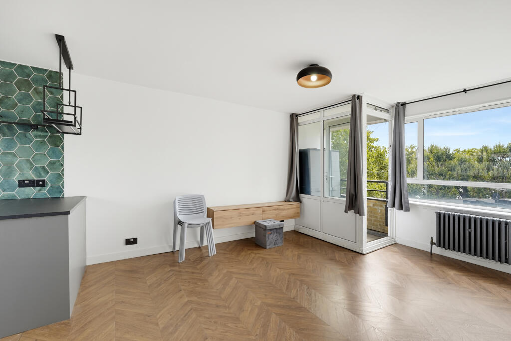 Main image of property: Churchill Gardens, London, SW1V