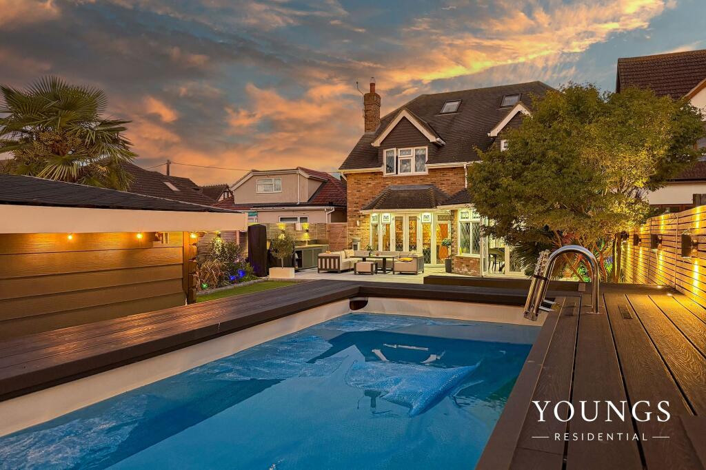 Main image of property: The Parkway, Canvey Island, SS8