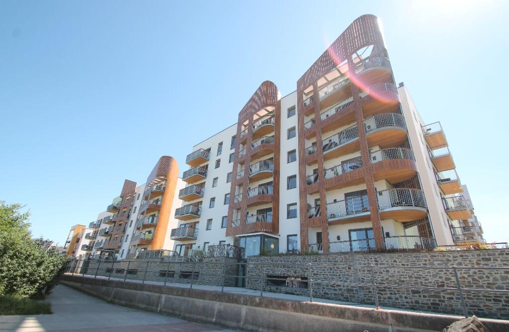 Main image of property: Argentia Place, Portishead, Bristol, Somerset, BS20