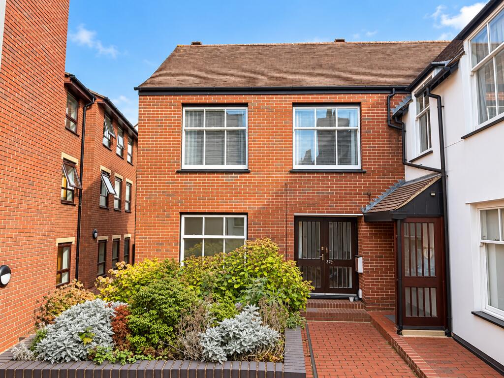 Main image of property: Hockerill Street, Bishop's Stortford, Hertfordshire, CM23